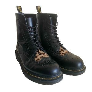 Dr. Martens Bentley II Heart Boots